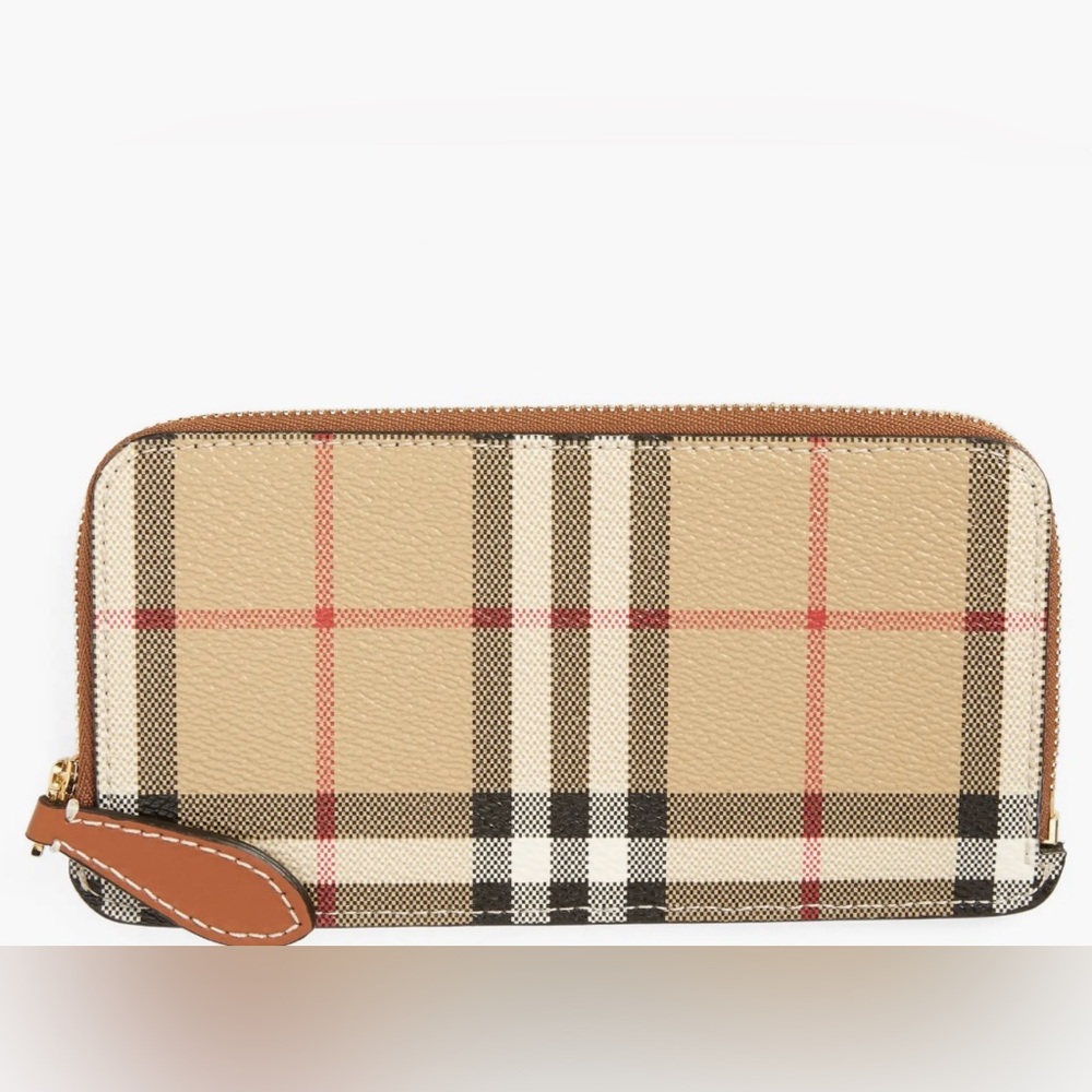 Vintage Burberry Wallet, used once